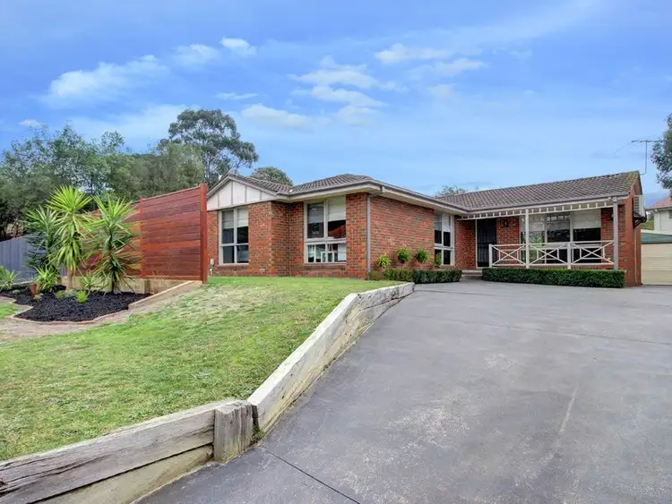 87 Raphael Crescent, Frankston VIC 3199