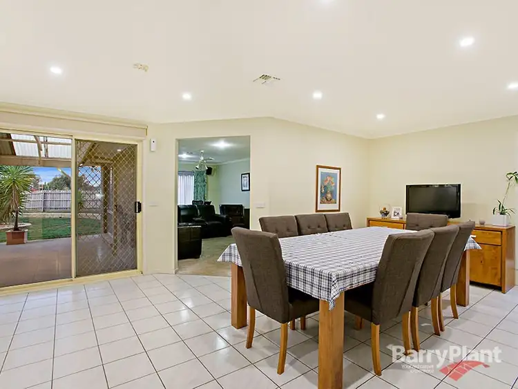 Fifth view of Homely house listing, 13 Janice Court, Werribee VIC 3030