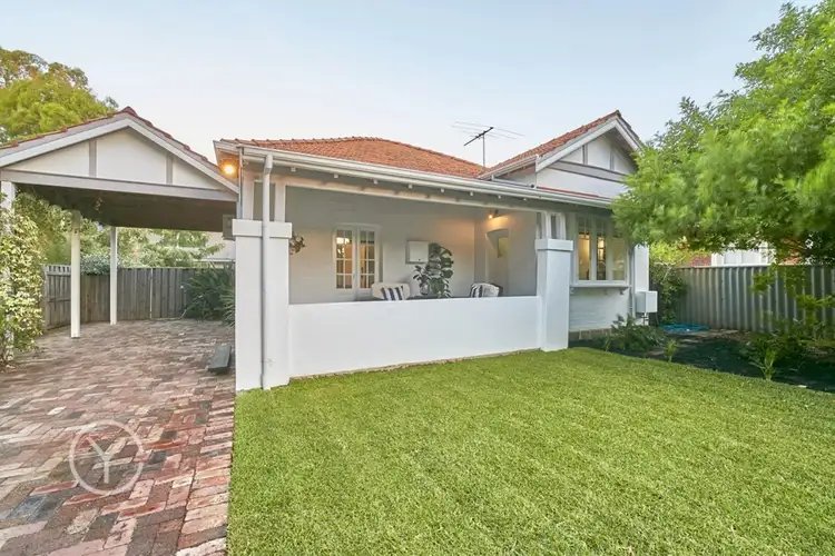 10 Irwin Street, East Fremantle WA 6158