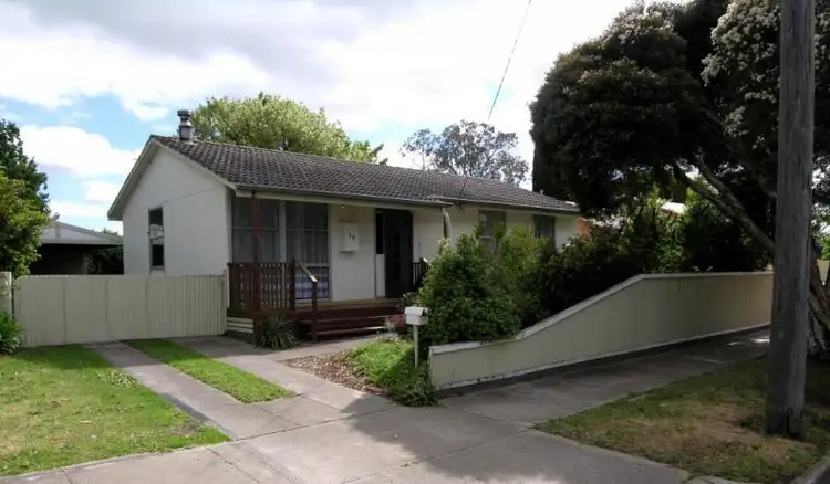 17 Ray Street, Sale VIC 3850