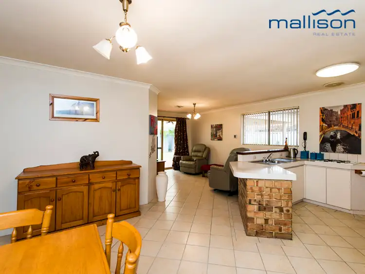 Fifth view of Homely house listing, 10 Firefalls Close, Huntingdale WA 6110