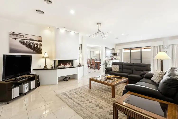 9 Whitsunday Court, Mount Martha VIC 3934