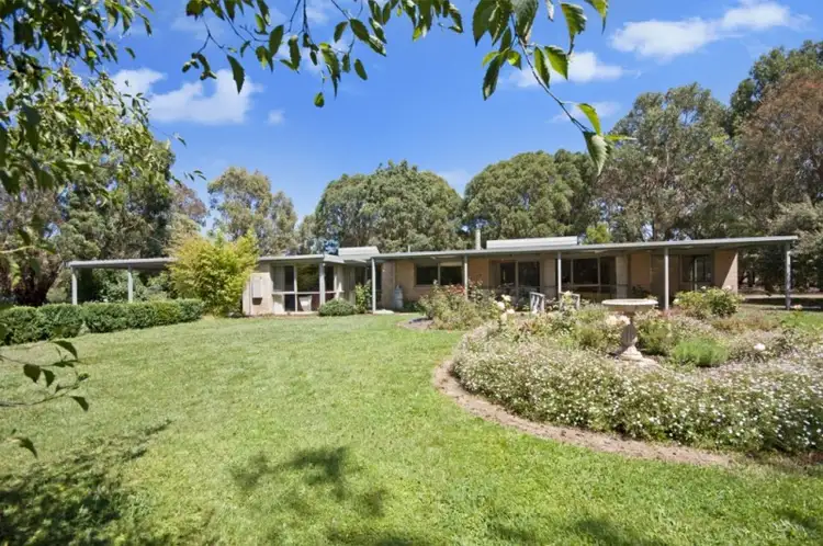 1 Benbows Road, Portland VIC 3305