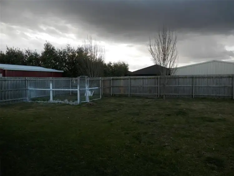 Seventh view of Homely house listing, 16B Callistemon Court, Lucknow VIC 3875