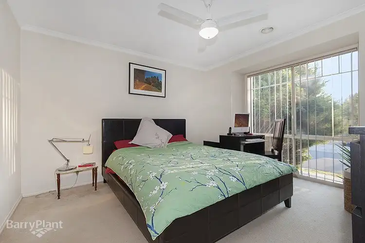 Fifth view of Homely house listing, 4 Kimbarra Drive, Berwick VIC 3806