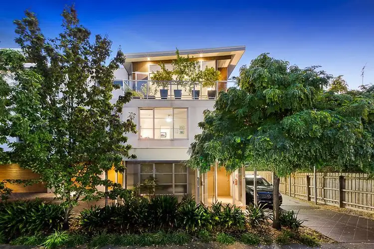 Main view of Homely apartment listing, 8/3 Carnarvon Street, Doncaster VIC 3108