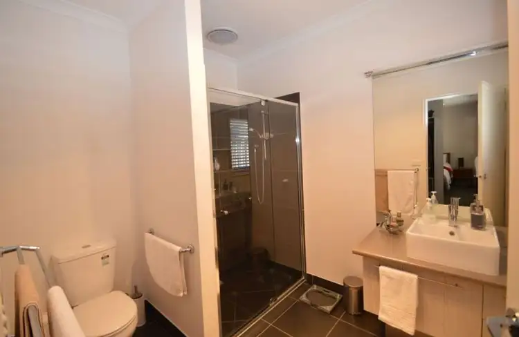 Seventh view of Homely house listing, 19 Creek View End, Wangaratta VIC 3677