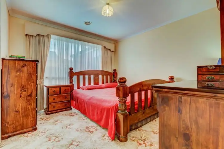 Second view of Homely house listing, 4 Alec Court, Tarneit VIC 3029