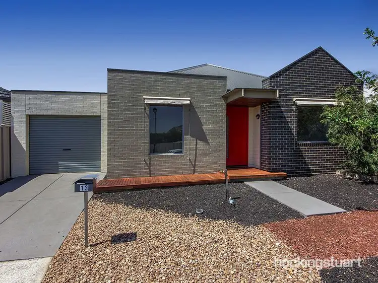 13 Cullen Terrace, Caroline Springs VIC 3023