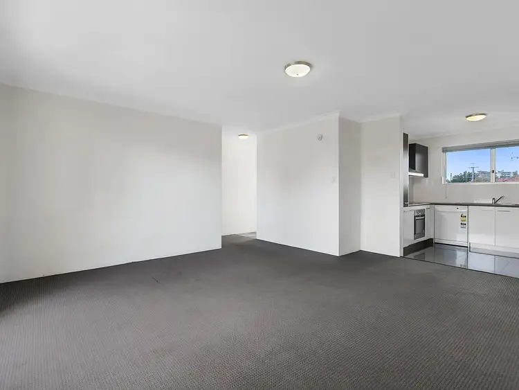 Second view of Homely unit listing, 5/246 Cavendish Road, Coorparoo QLD 4151