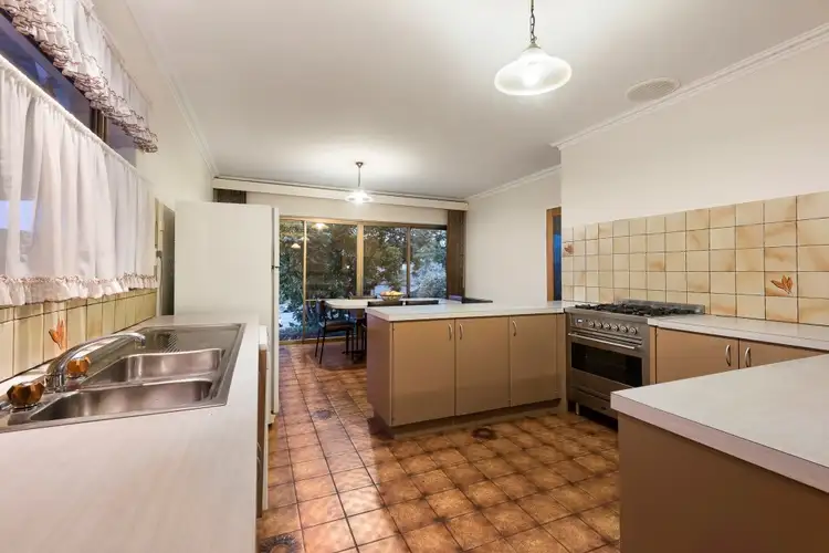 Sixth view of Homely house listing, 4 Greenhill Court, Bulleen VIC 3105