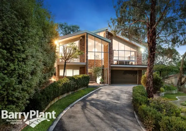 31 Bainbridge Drive, Eltham VIC 3095