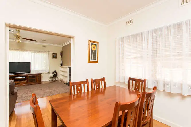 Fifth view of Homely house listing, 252 Ninth Street, Mildura VIC 3500
