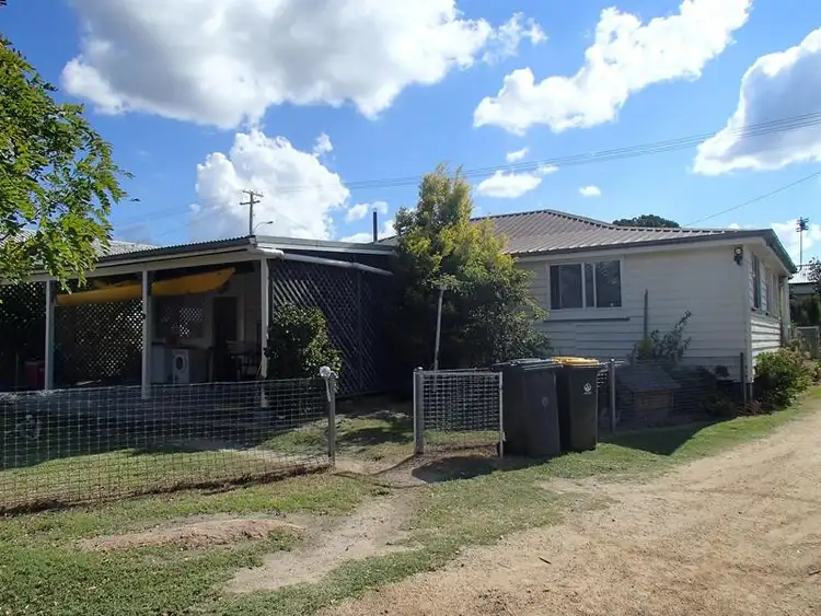 Second view of Homely house listing, 31 Hillcrest Street, Stanthorpe QLD 4380