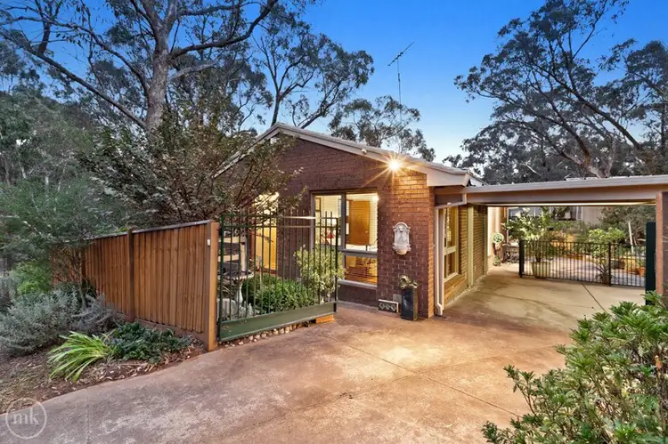 22 Hartland Way, Eltham VIC 3095