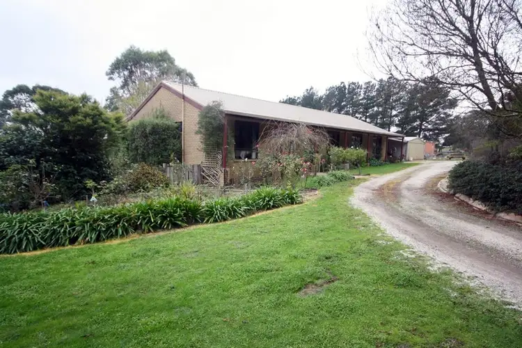 416 Sobeys Road, Ross Creek VIC 3351