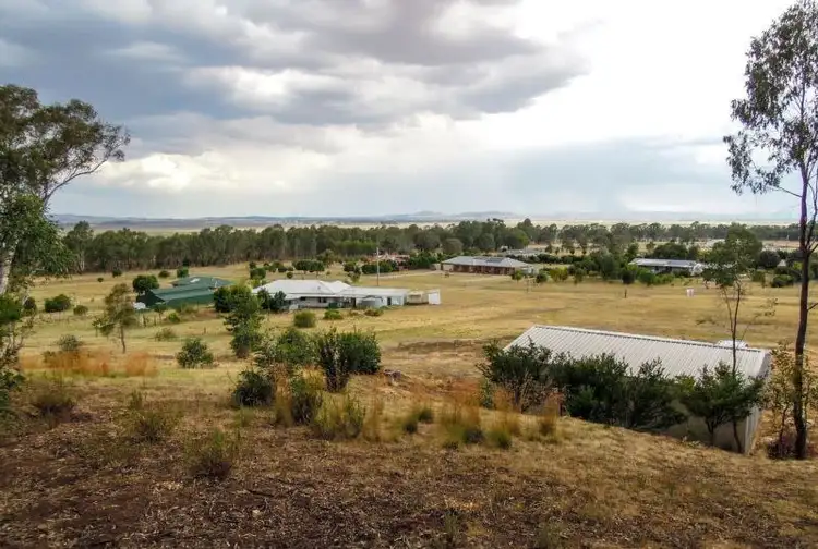 20 Lakeside Drive, Chesney Vale VIC 3725