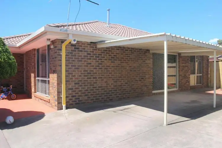 2/6 Dutton Court, Meadow Heights VIC 3048