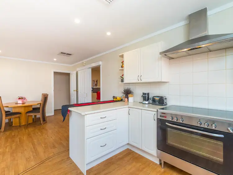 122 BLACKALL DRIVE, Greenwood WA 6024