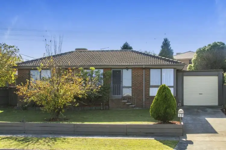 17 Longwood Drive
