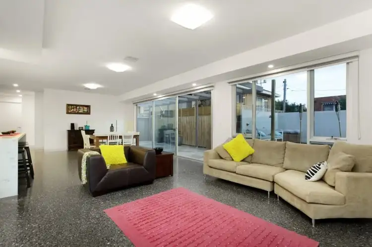 Fourth view of Homely townhouse listing, 2/307 Nepean Highway, Edithvale VIC 3196