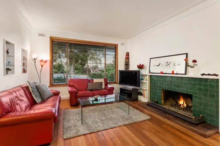 38 St James Road, Heidelberg VIC 3084
