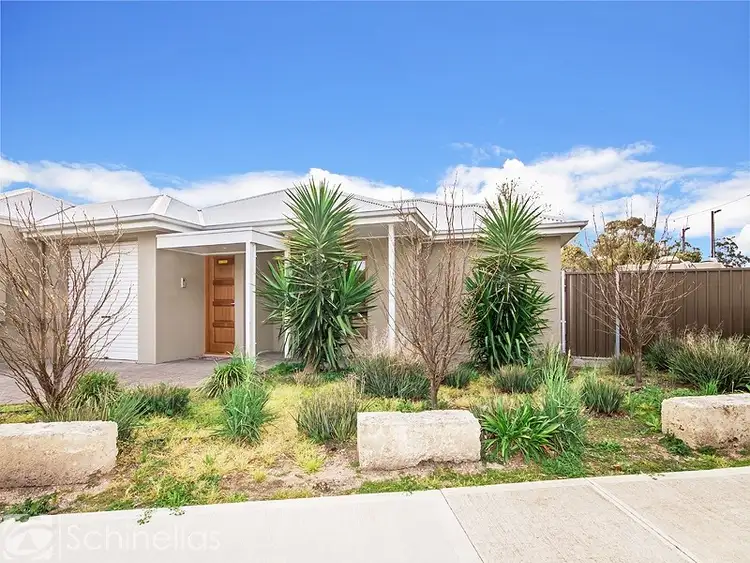 1D Sandison Avenue, Park Holme SA 5043