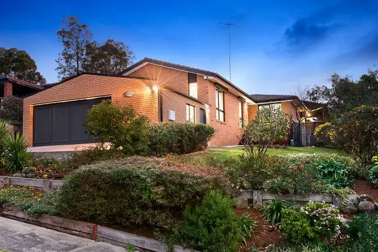 17 Jefferson Grove, Doncaster East VIC 3109