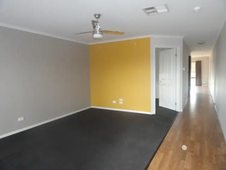 Second view of Homely house listing, 21 Manna Gum Drive, Epsom VIC 3551