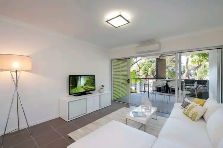 2/1 Burnley Street, Newmarket QLD 4051