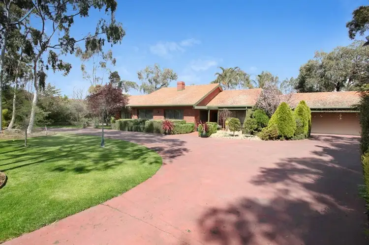 Second view of Homely house listing, 5 Airdrie Mews, Greenvale VIC 3059