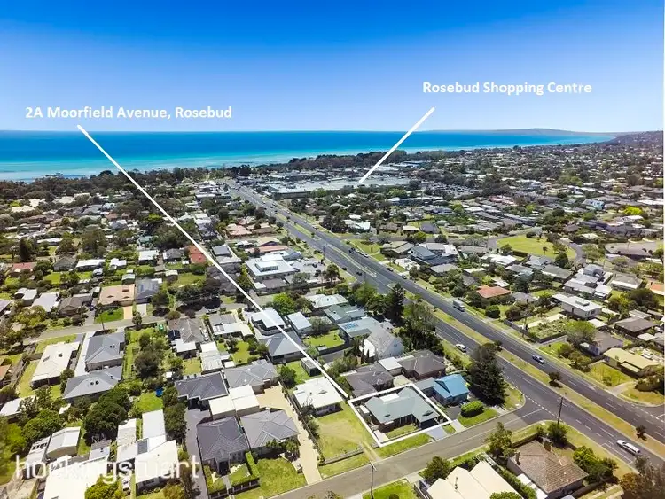 2A Moorfield Avenue, Rosebud VIC 3939