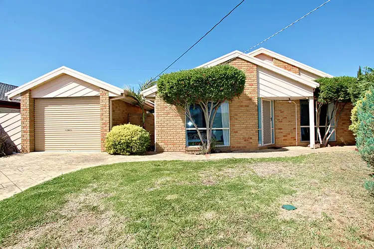 6 Burswood Court, Seabrook VIC 3028