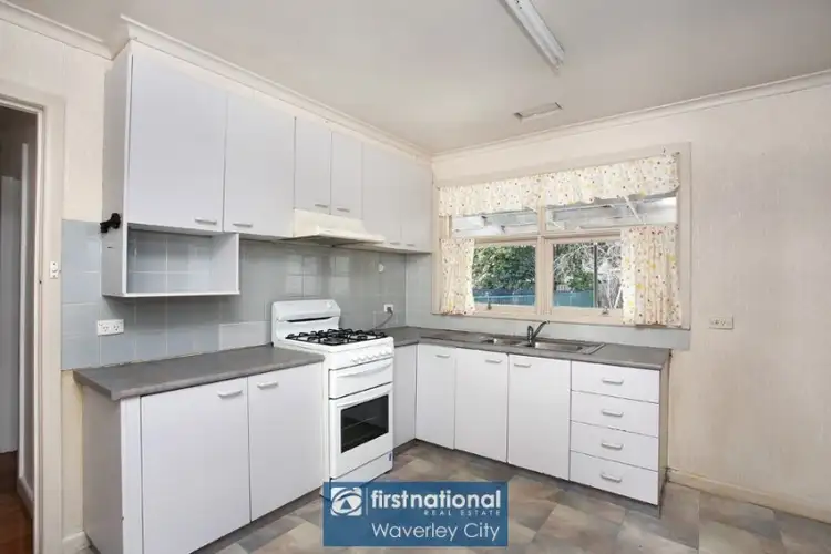 Fourth view of Homely house listing, 17 Bennett Avenue, Mount Waverley VIC 3149