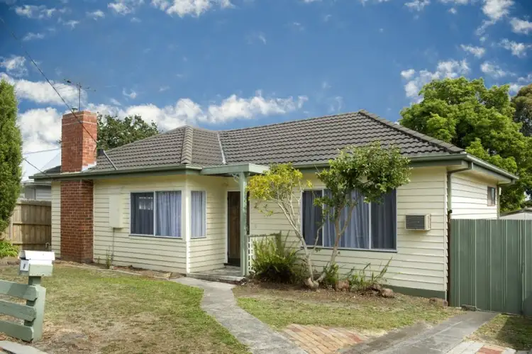 8 Dobell Street, Blackburn South VIC 3130