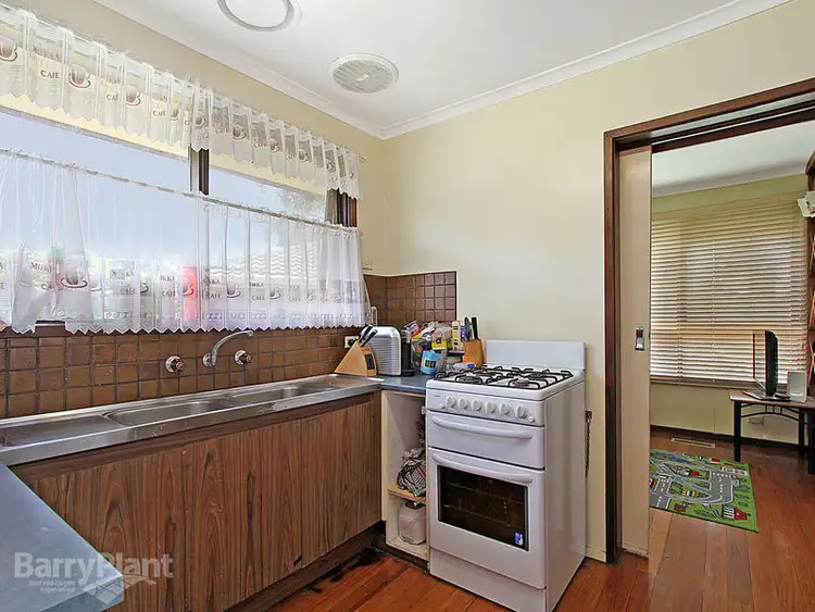 Fourth view of Homely house listing, 2 Maidstone Place, Ferntree Gully VIC 3156