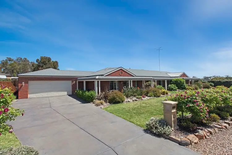 18 Heritage Drive, Broadford VIC 3658