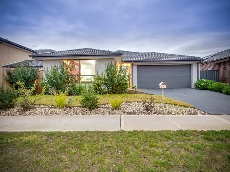 Second view of Homely house listing, 4 Minter Court, Truganina VIC 3029