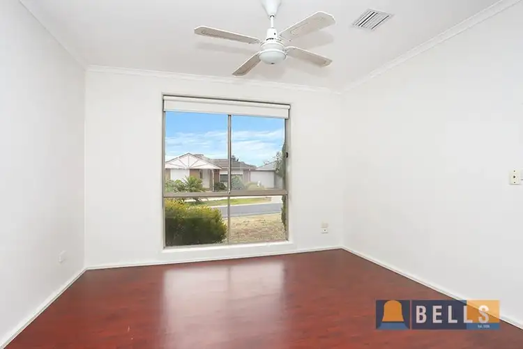 Sixth view of Homely house listing, 8 Basalt Court, Delahey VIC 3037