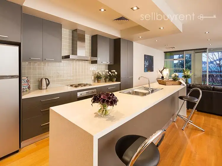 Third view of Homely apartment listing, 8/105 HUME STREET, Wodonga VIC 3690