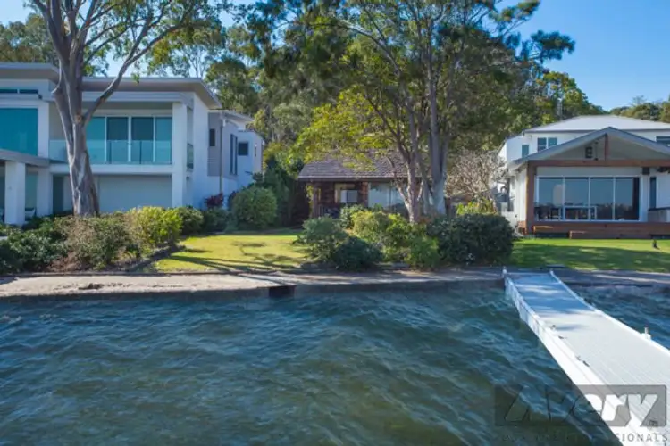 Second view of Homely house listing, 213 Coal Point Road, Coal Point NSW 2283