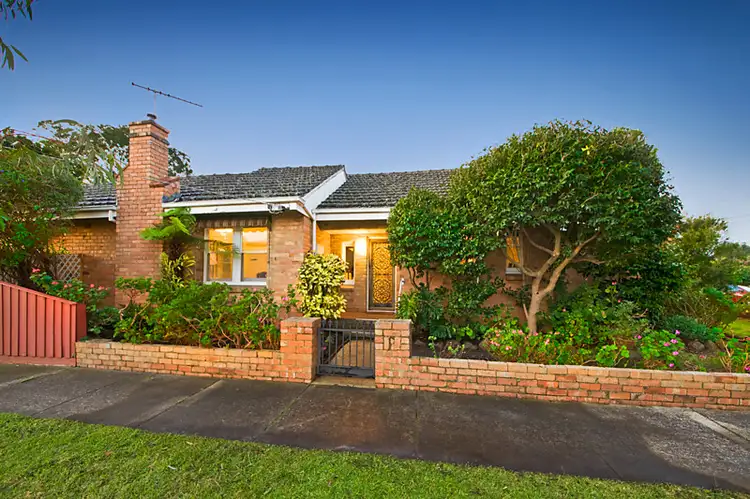 3 Austin Road, Hampton VIC 3188