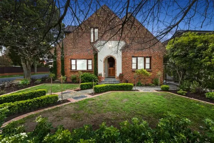 30 Ramsay Avenue, Kew East VIC 3102