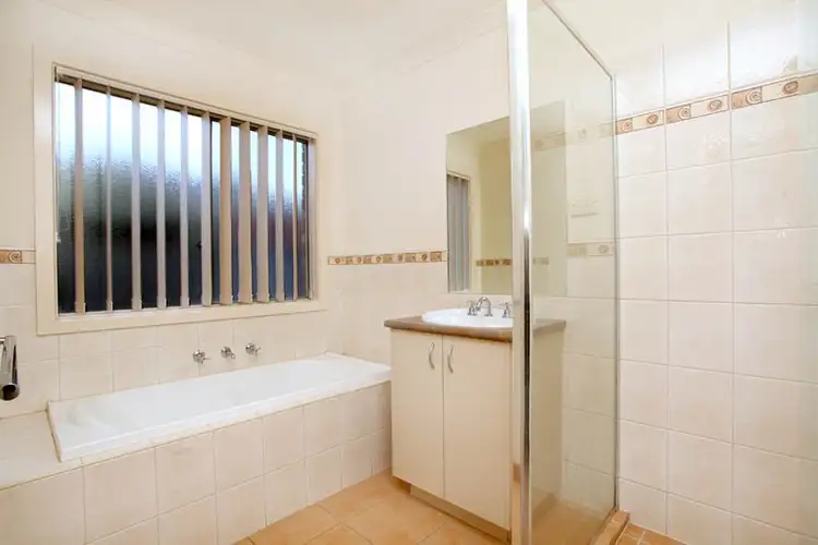 Fifth view of Homely house listing, 15 Gosford Gardens, Derrimut VIC 3030