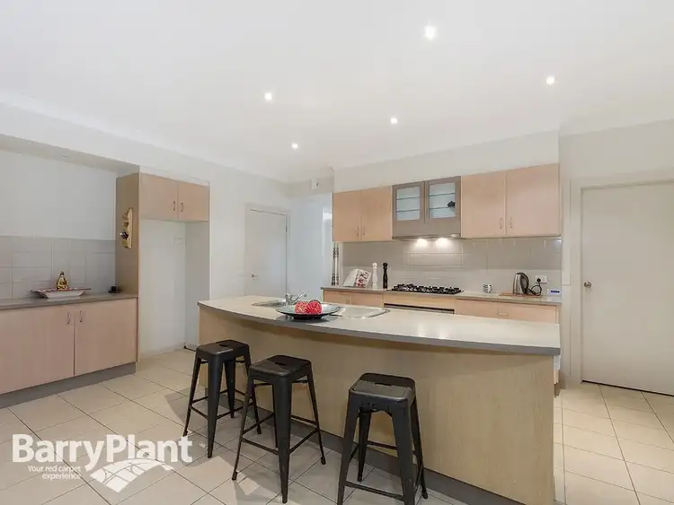 Fifth view of Homely house listing, 8 Windsor Boulevard, Derrimut VIC 3030