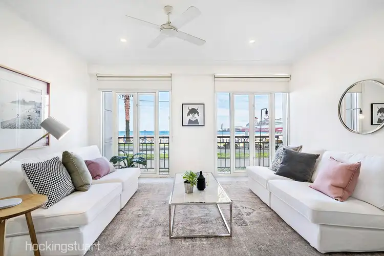 103/89 Beach Street, Port Melbourne VIC 3207