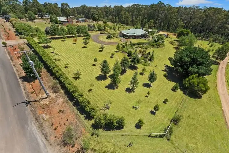 157 Kings Road, Kinglake West VIC 3757