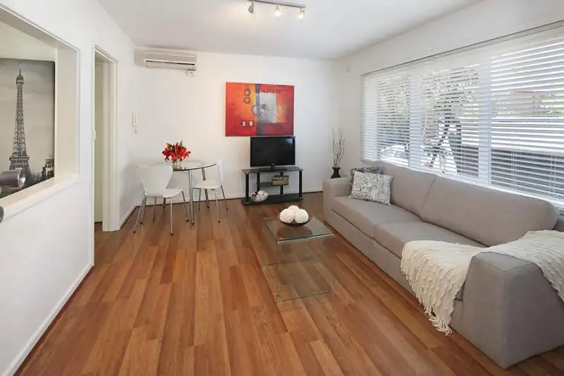 Main view of Homely apartment listing, 6/35 Carroll Crescent, Glen Iris VIC 3146