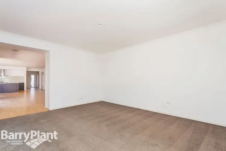 Fifth view of Homely house listing, 31 Middle Park Drive, Sanctuary Lakes VIC 3030