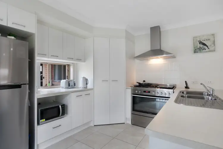 64 Radiant Ave, Bolwarra Heights NSW 2320